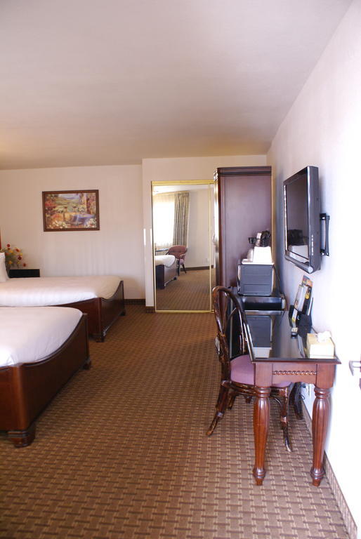 Days Inn Harbor View 샌디에이고 객실 사진