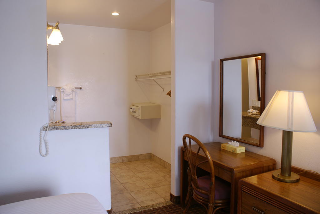 Days Inn Harbor View 샌디에이고 외부 사진